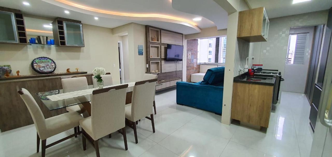 Apartamento Camburiu 2004 Balneário Camboriú